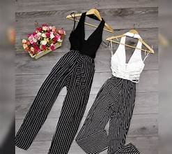 Pantalones y blusas